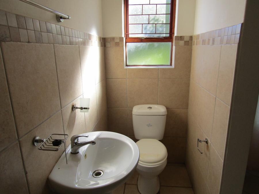 3 Bedroom Property for Sale in Kruisfontein Eastern Cape